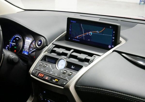 Lexus NX cena 139900 przebieg: 60000, rok produkcji 2021 z Szczytno małe 781